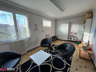 Bureaux et commerces 19 pièces