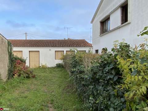 Bureaux et commerces 19 pièces