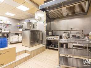 Vente Bureaux et commerces 100 m&sup2;Lyon 7e