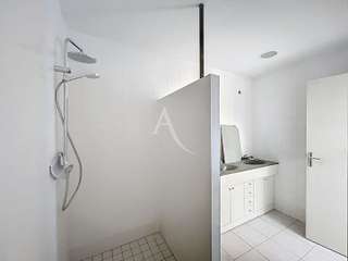 Bureaux et commerces 5 pièces