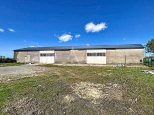 Photo Bureaux et commerces Lys-Haut-Layon