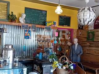 Bureaux et commerces 4 pièces