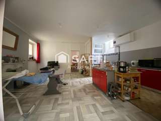 Bureaux et commerces 8 pièces
