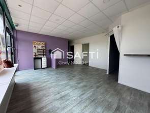 Vente Bureaux et commerces 83 m&sup2;Mareil-en-Champagne