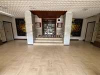 Bureaux et commerces 4 pièces