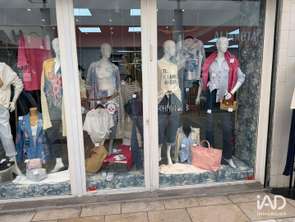 Vente Bureaux et commerces 68 m&sup2;Marseille 12e