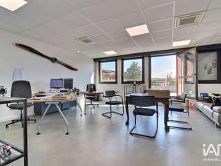 Bureaux et commerces