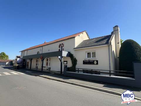 Bureaux et commerces Mauges-sur-Loire 49