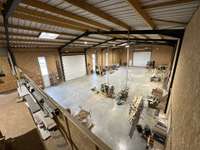 Bureaux et commerces 5 pièces