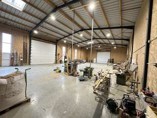 Bureaux et commerces 5 pièces