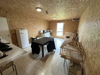 Bureaux et commerces 5 pièces