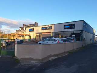 Bureaux et commerces 6 pièces