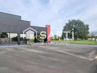 Bureaux et commerces 7 pièces