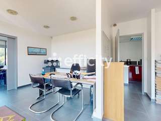 Bureaux et commerces 3 pièces