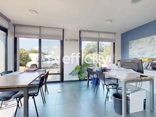 Bureaux et commerces 3 pièces