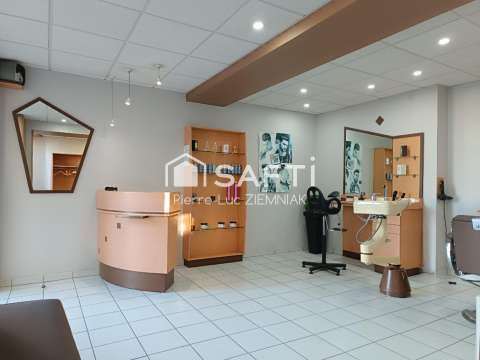 Bureaux et commerces 1 pièce Meslay-du-Maine 53