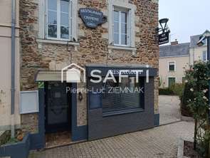 Vente Bureaux et commerces 126 m&sup2;Meslay-du-Maine