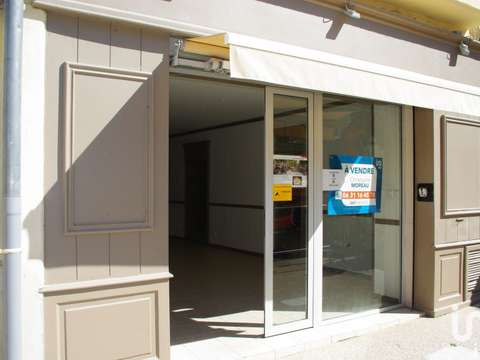 Bureaux et commerces Mèze 34