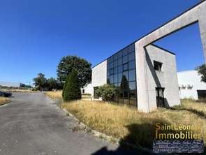 Vente Bureaux et commerces 2550 m&sup2;Miniac-Morvan