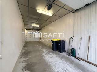 Bureaux et commerces 4 pièces