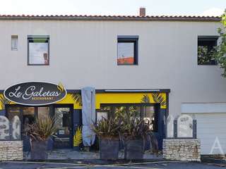 Bureaux et commerces 4 pièces