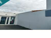 Bureaux et commerces 4 pièces