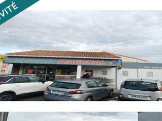 Bureaux et commerces 4 pièces Bureaux et commerces 4 pièces