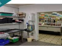 Bureaux et commerces 4 pièces