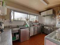 Bureaux et commerces 4 pièces
