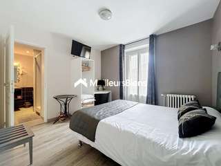 Bureaux et commerces 24 pièces