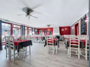 Vente Bureaux et commerces 950 m&sup2;Montauban-de-Bretagne