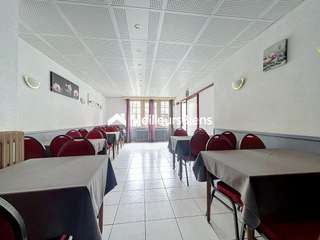 Bureaux et commerces 24 pièces