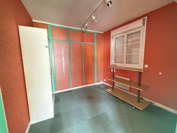 Bureaux et commerces 2 pièces