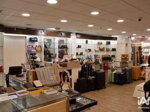 Bureaux et commerces Montivilliers 76