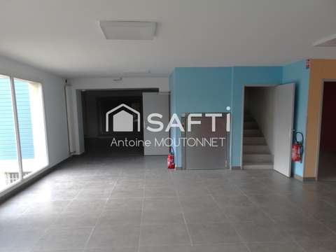 Bureaux et commerces 30 pièces