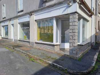 Bureaux et commerces 3 pièces Montjean-sur-Loire 49