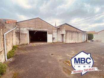 Bureaux et commerces 6 pièces