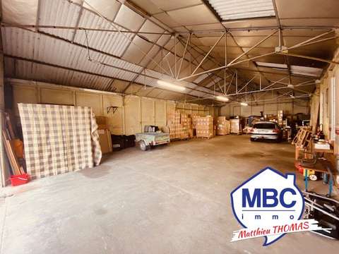 Bureaux et commerces 6 pièces