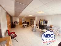 Bureaux et commerces 6 pièces