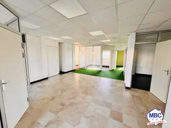 Bureaux et commerces 10 pièces