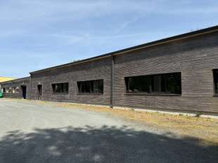 Photo Bureaux et commerces Montréverd