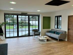 Vente Bureaux et commerces 277 m&sup2;Mûrs-Erigné