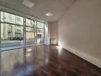 Bureaux et commerces 5 pièces