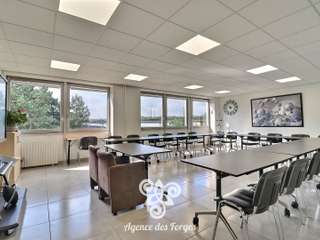 Bureaux et commerces 3 pièces