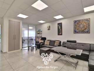 Bureaux et commerces 3 pièces