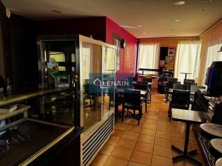 Bureaux et commerces 6 pièces