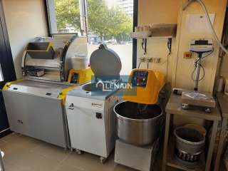 Bureaux et commerces 6 pièces