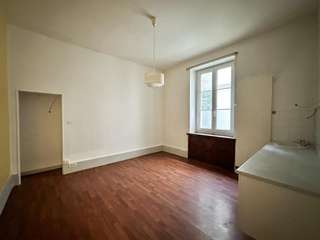 Bureaux et commerces 4 pièces