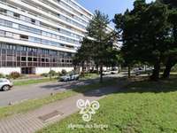 Bureaux et commerces 3 pièces Bureaux et commerces 3 pièces
