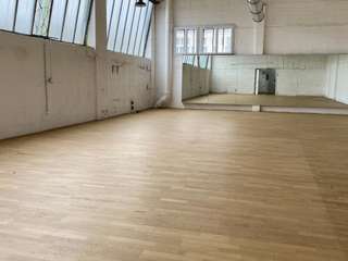 Bureaux et commerces 2 pièces